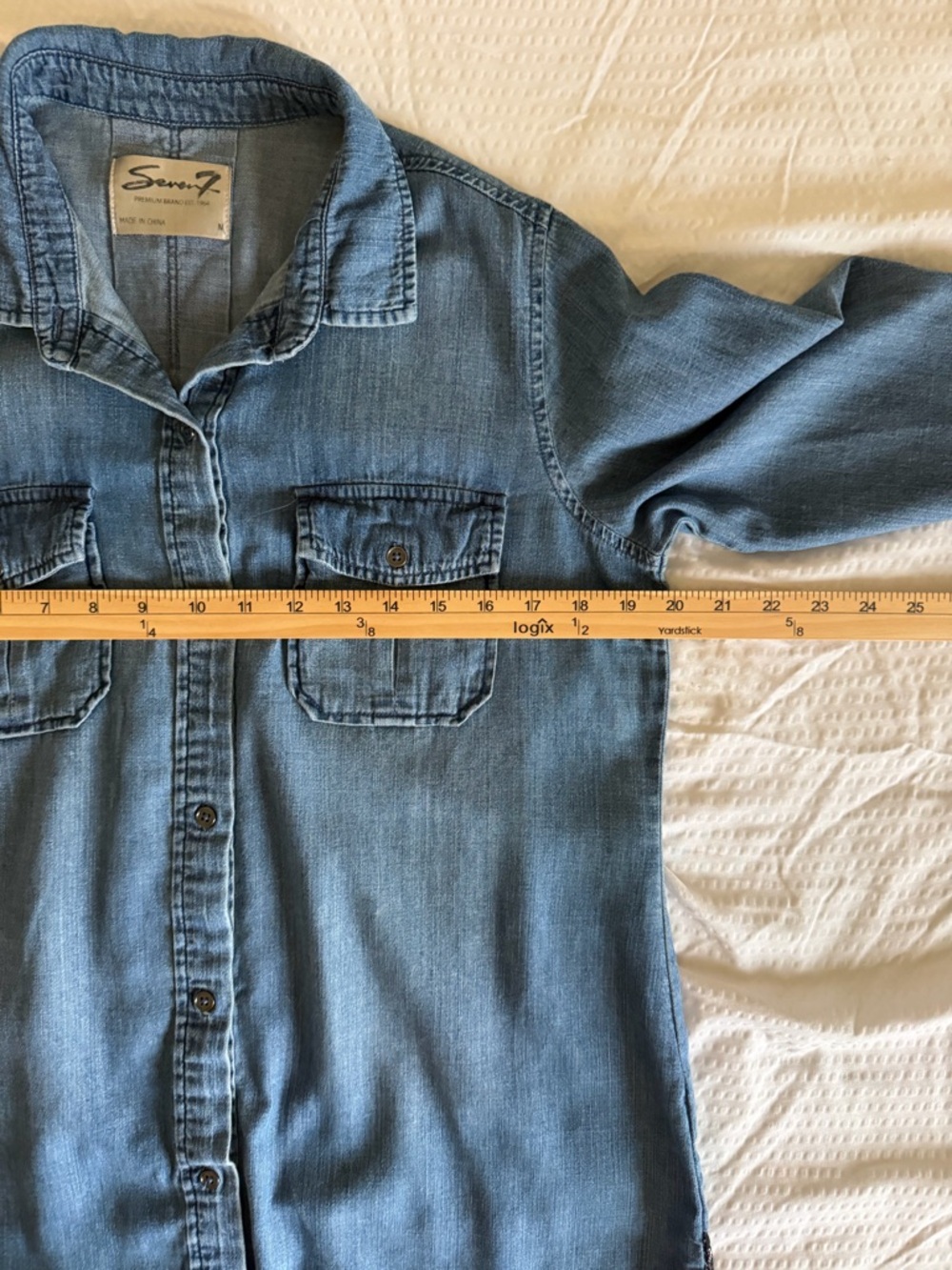 Seven7 chambray Light Blue Button-Down Shirt with Black Lace Trim - Picture 7 of 9